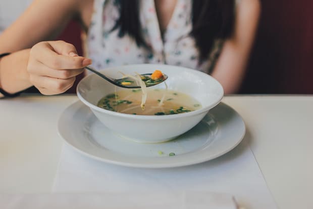 Bone Broth Benefits: Why Souping Is the New Juicing