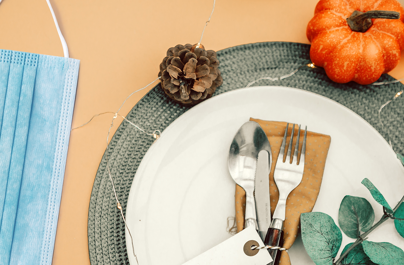 Hosting a Thanksgiving Gathering at Home