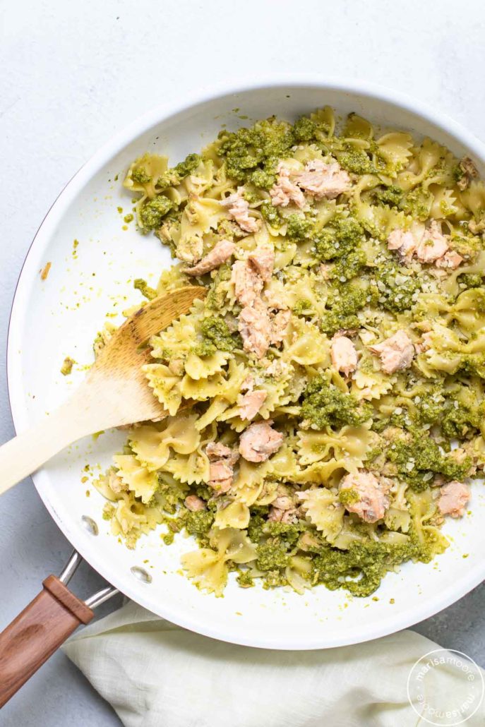 Salmon Kale Pesto Pasta