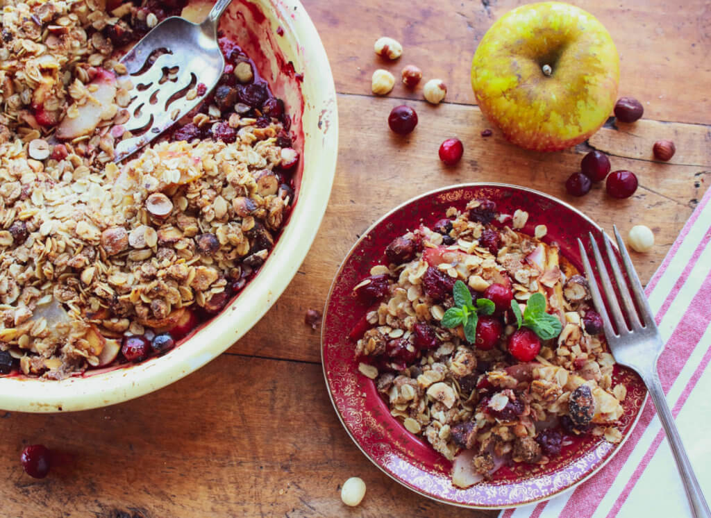 Cranberry Apple Hazelnut Crumble