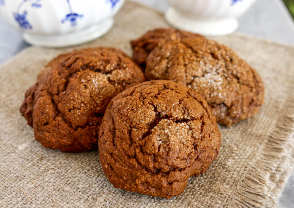 Vegan Soft Molasses Cookies