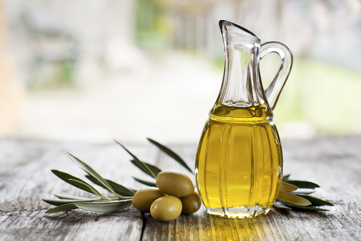 The Many Benefits of Olive Oil and Lemon Juice