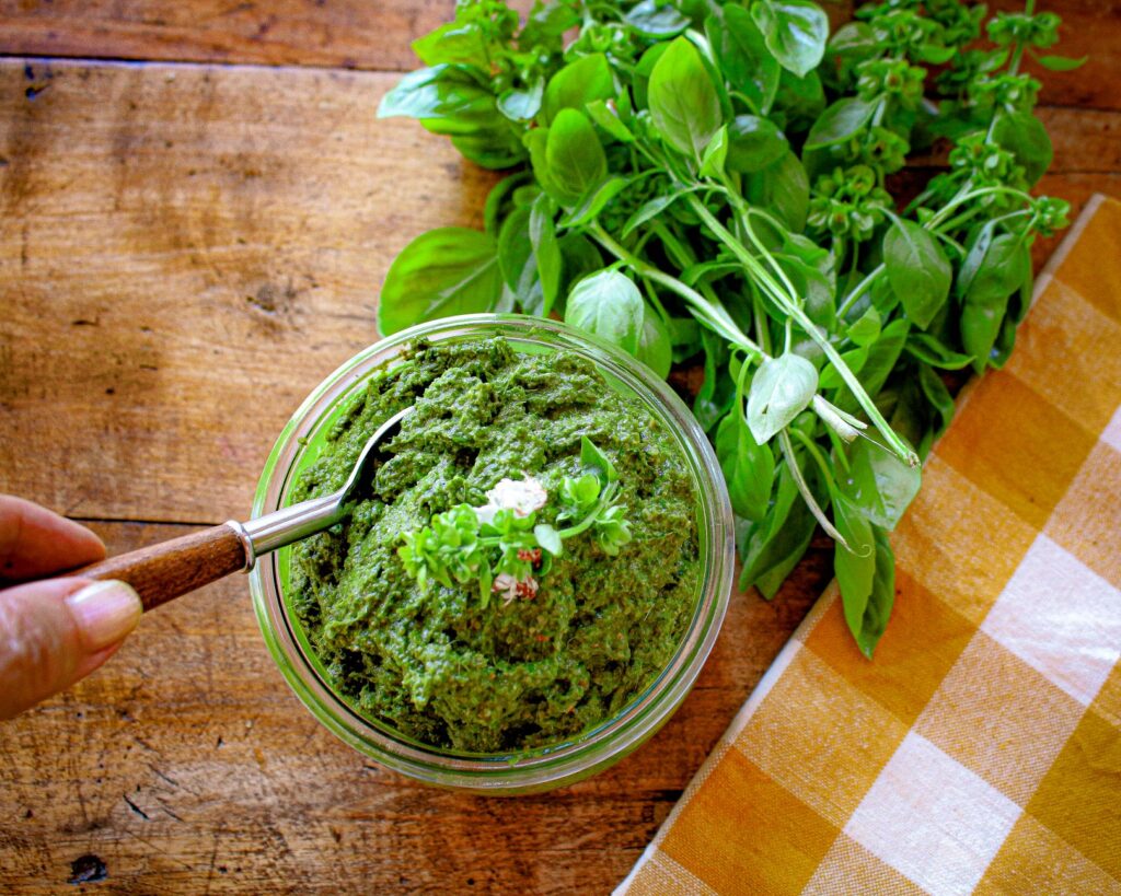 Basic Vegan Basil Pesto