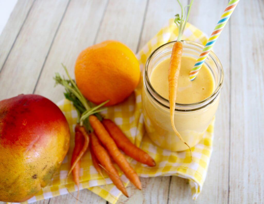 Mango Carrot Ginger Smoothie