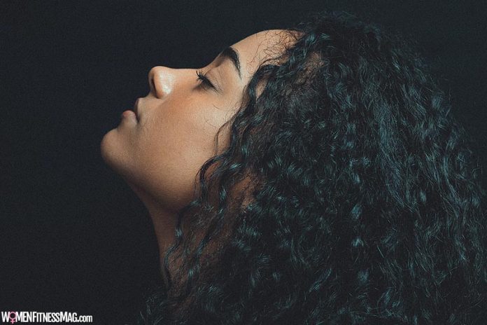 Fashion Fads Easy Come And Go But Curly Wigs Remain a Classic