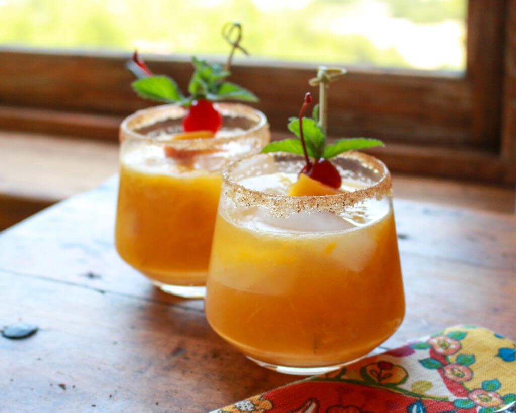 Fresh Mango Lemon Margarita