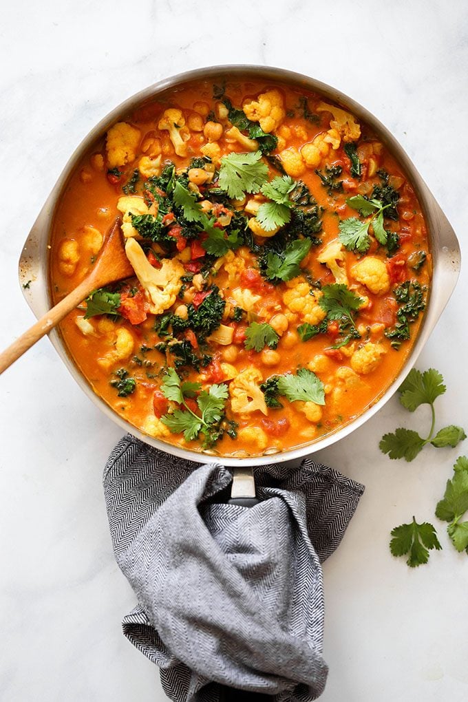 Healthy One-Pot Cauliflower Stew with Curry