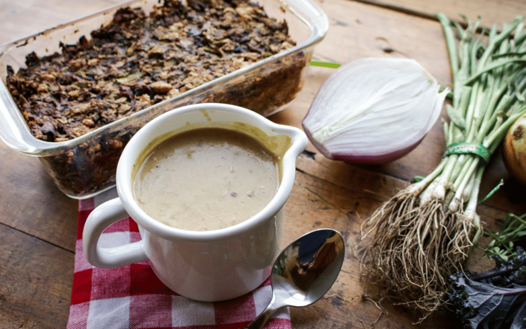 Vegan Gravy with Onions