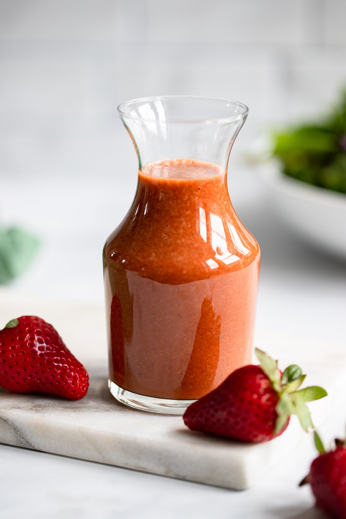 Strawberry Balsamic Dressing (4 Ingredients)