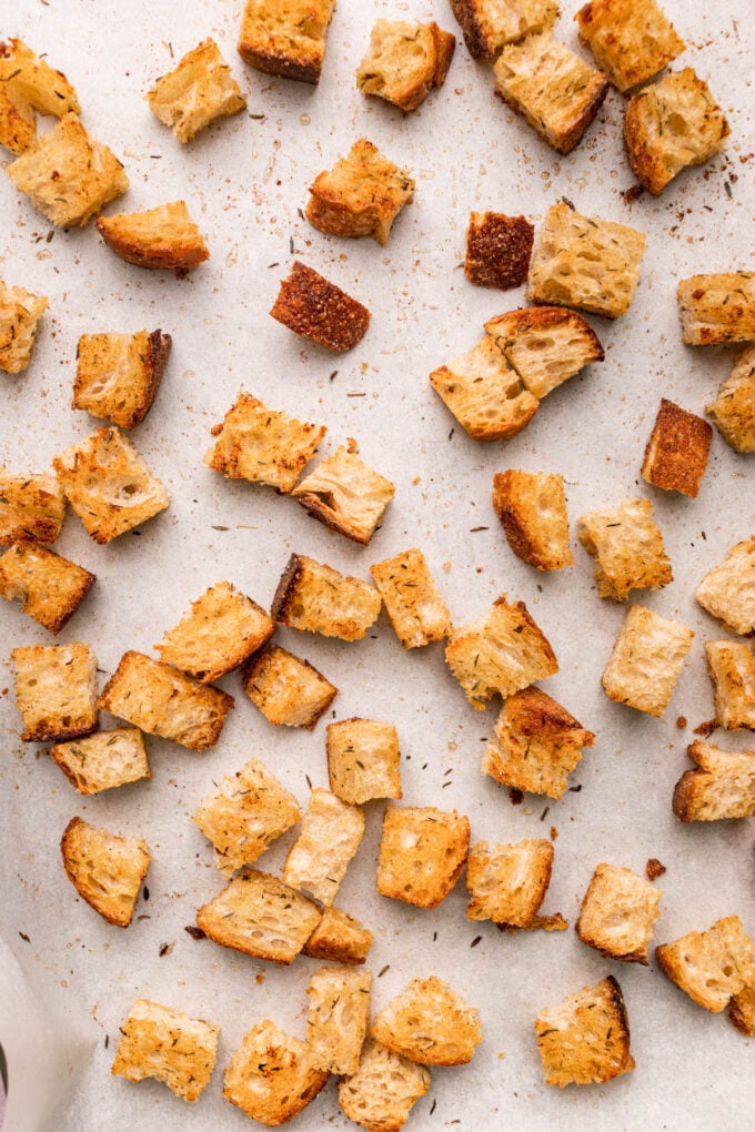 15 Minute Crispy Homemade Croutons