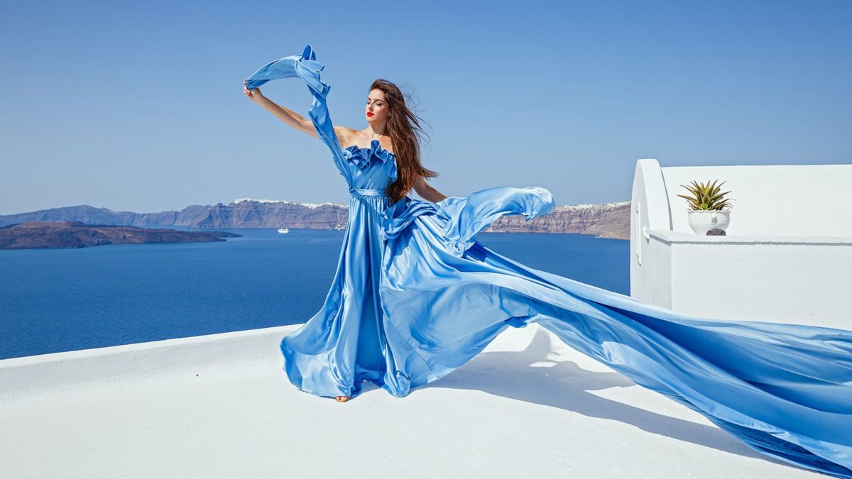 Best flying dress photoshoot price: book a flying dress photoshoot in Dubai