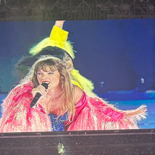 Taylor Swift VIBE Ride