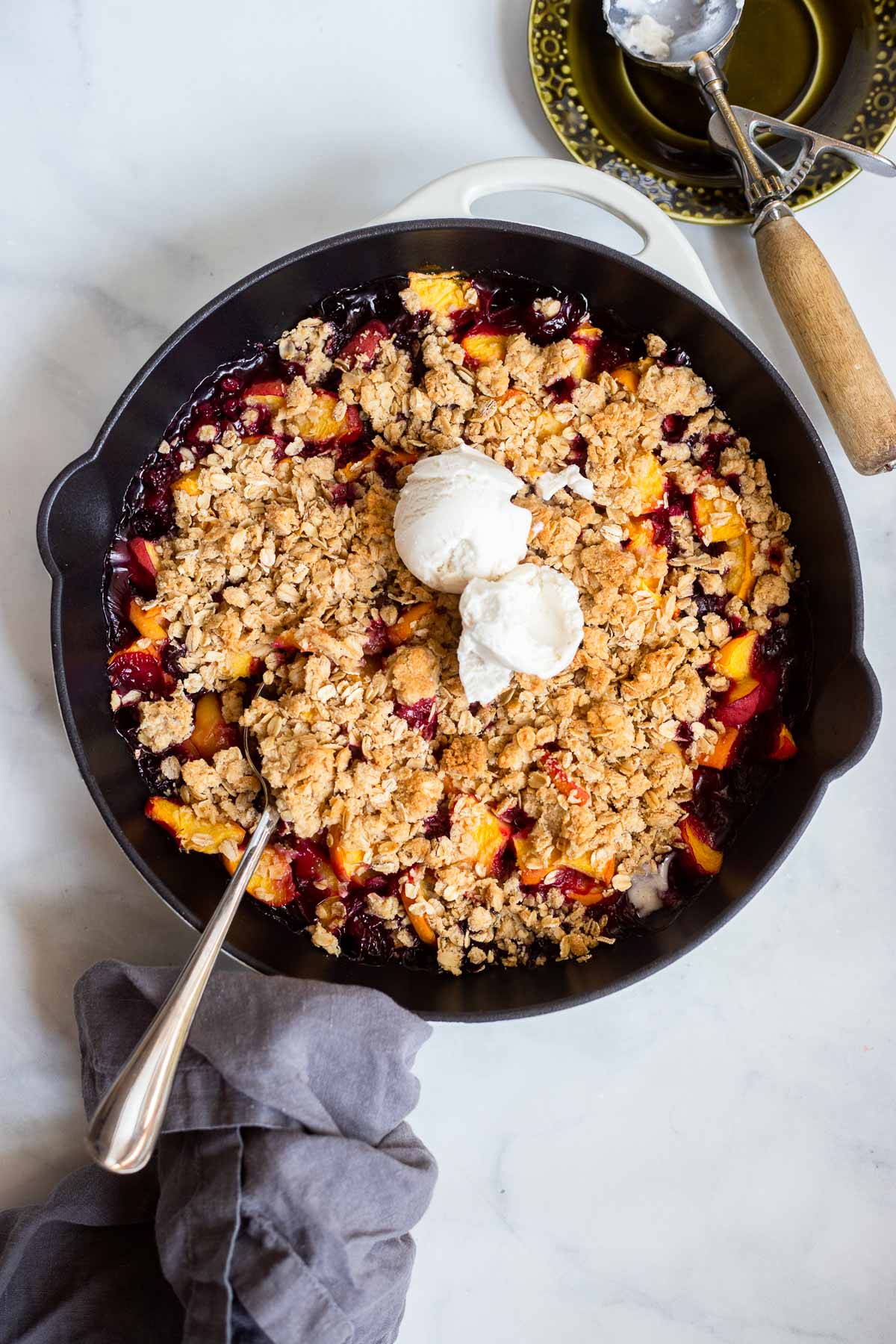 Easy Peach Blueberry Crisp