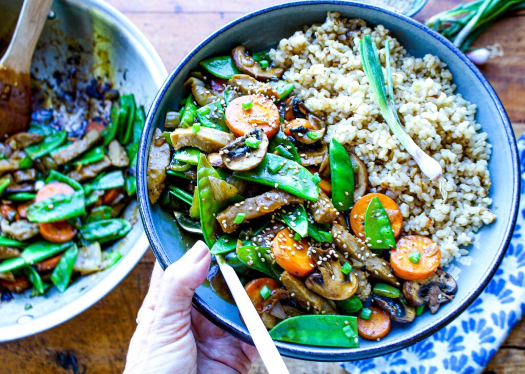 Snow Peas and Seitan Vegetable Stir Fry