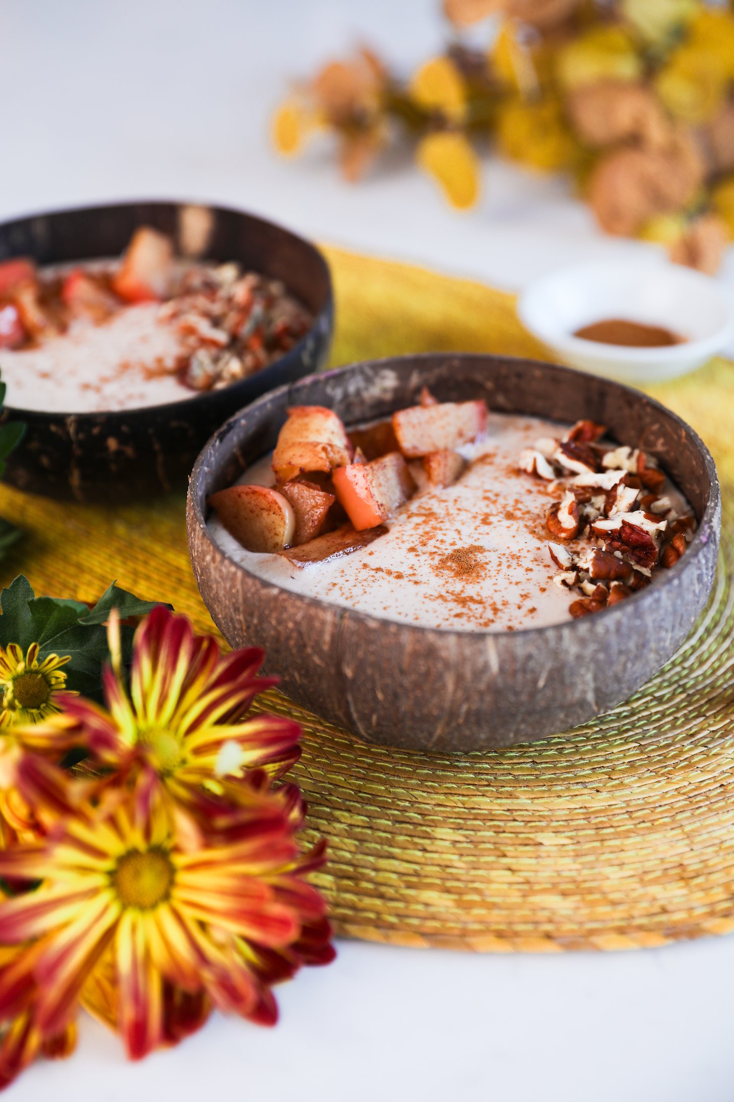 Apple Pie Smoothie With Oats And Greek Yogurt