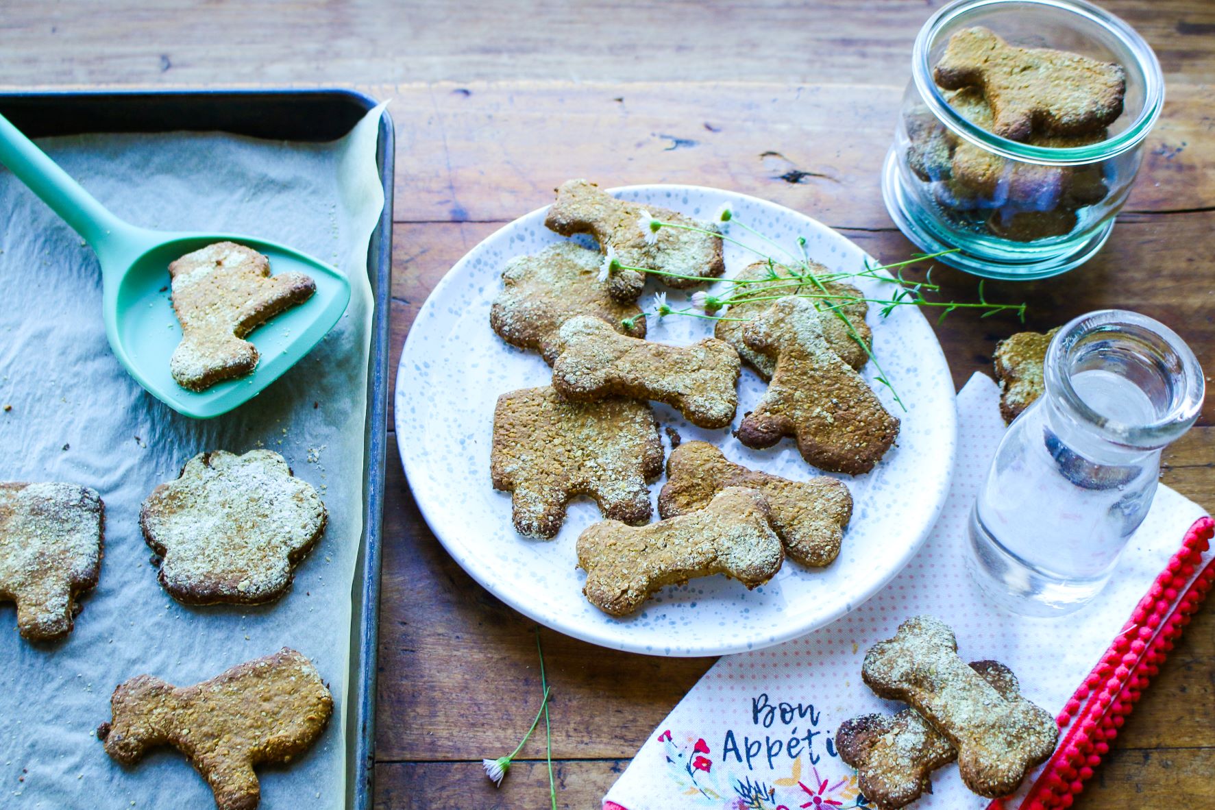 Homemade Dog Treats with Pumpkin and Peanut Butter