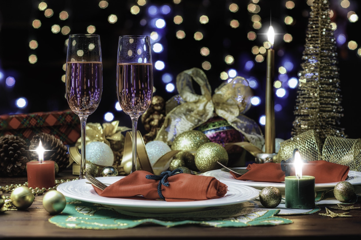 Ring in the New Year with Irresistible Appetizers and Dazzling Cocktails