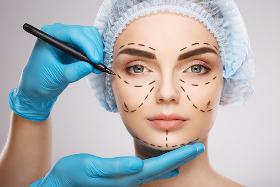 Top Cosmetic Plastic Surgery Trends to Expect in 2025