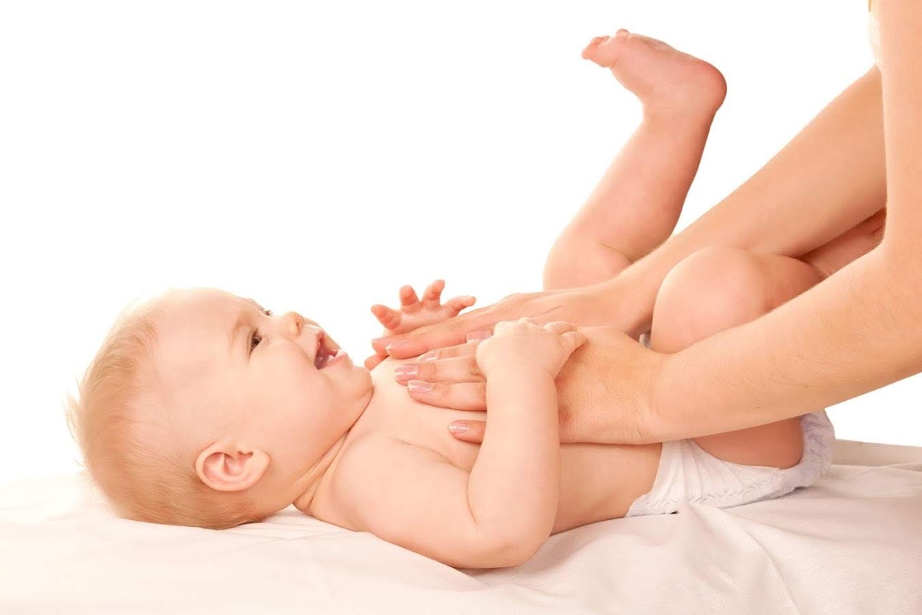 Colic Massage: Natural Way to Ease Baby’s Discomfort