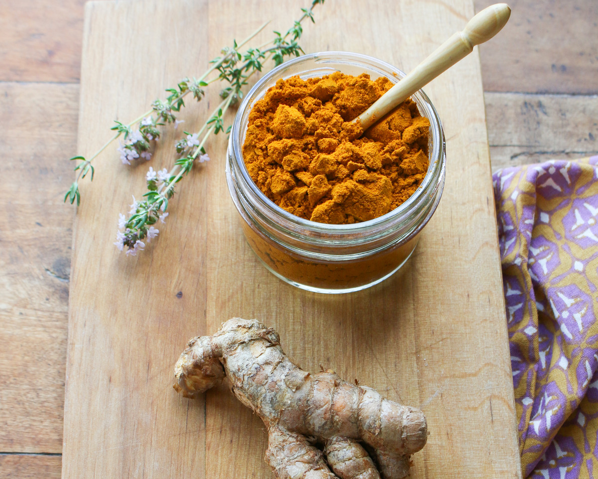 Top 5 Ways to Use Turmeric + Turmeric Recipes