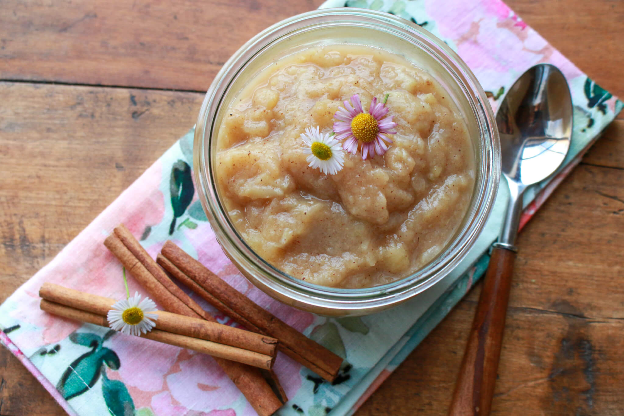 Easy No-Sugar-Added Pear Sauce – Sharon Palmer, The Plant Powered Dietitian