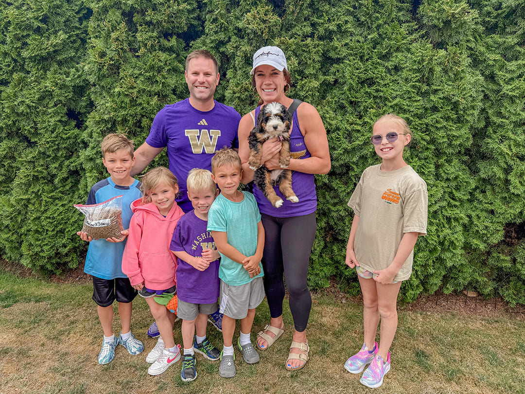 Mother of Five Kids: How Shannon Leach Stays Strong Inside & Out