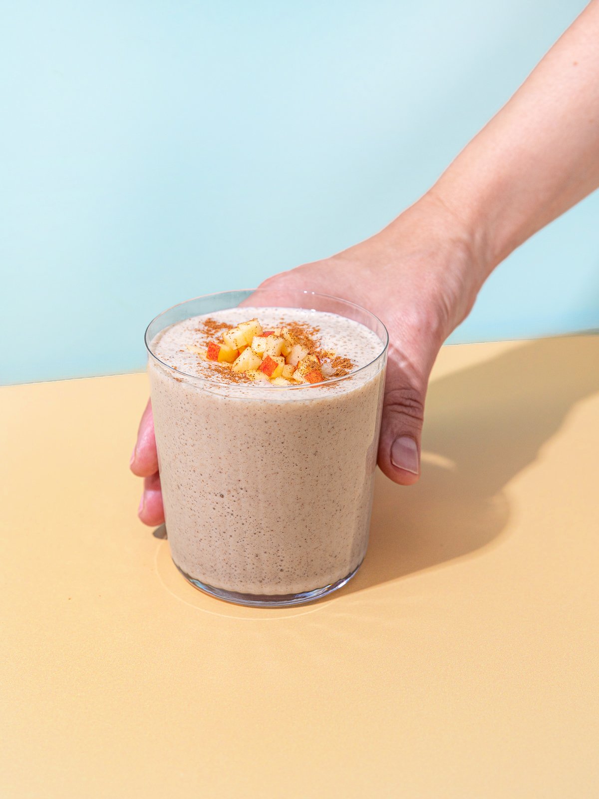 Easy + Cozy Apple Pie Smoothie (vegan)