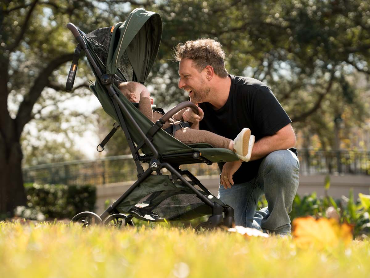 Mamazing; The Smart, Design-Forward Stroller Brand Making A Name With Fit Moms