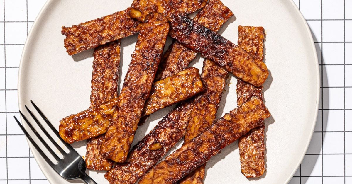 Chewy Pan-fried Tempeh Bacon with Maple