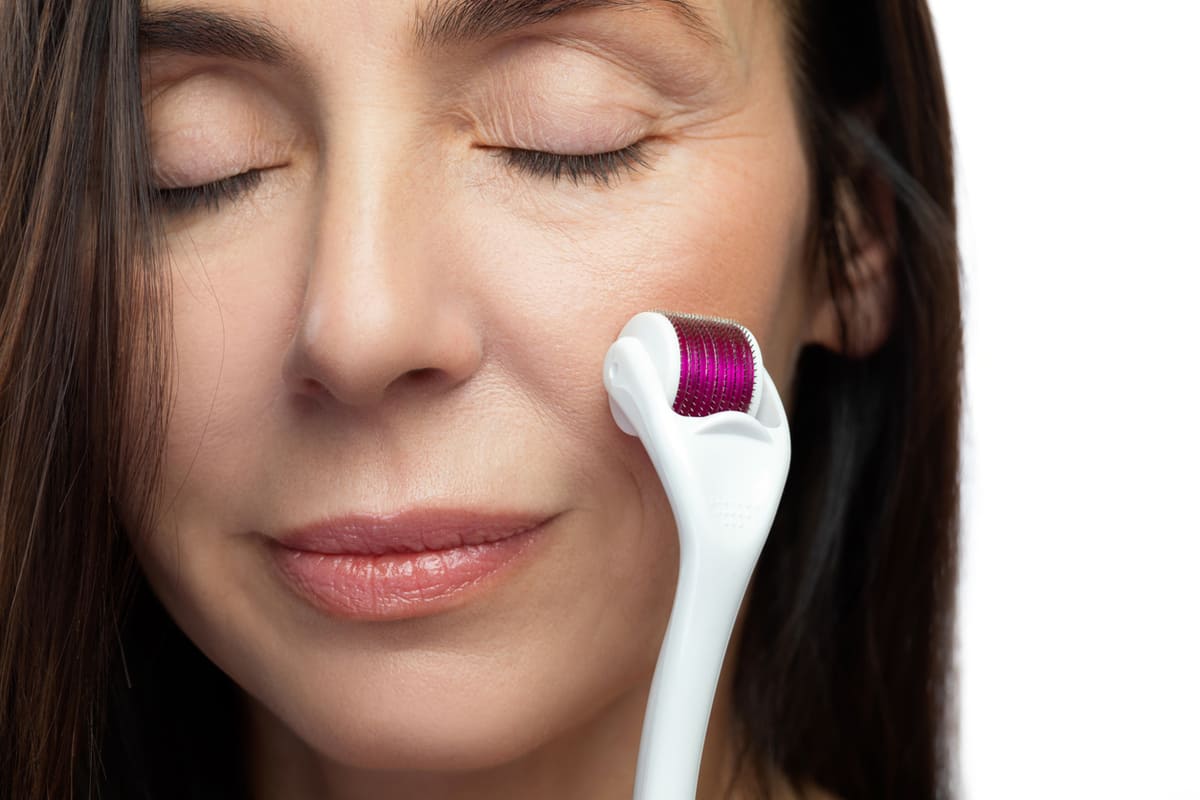 A Step-By-Step Guide to Microneedling at Home