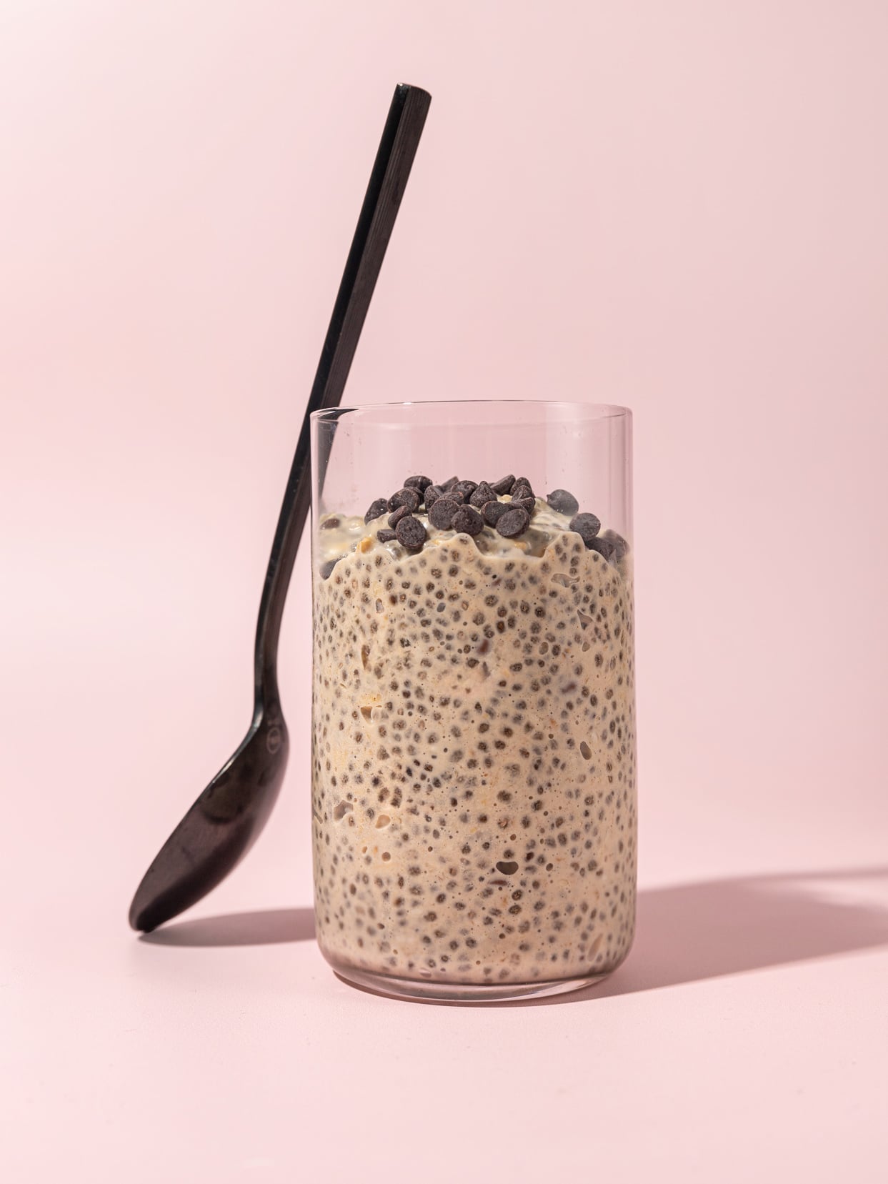 Healthy Cookie Dough Overnight Oats (23g protein)